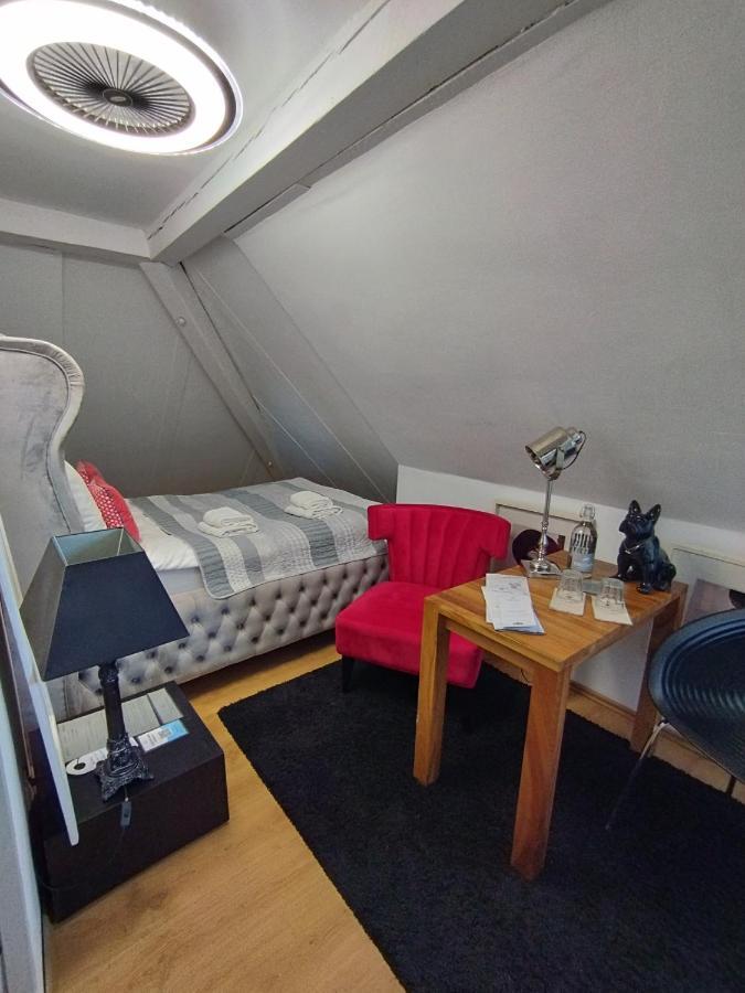 Fregata Bed & Breakfast Zagorze Slaskie Exterior photo